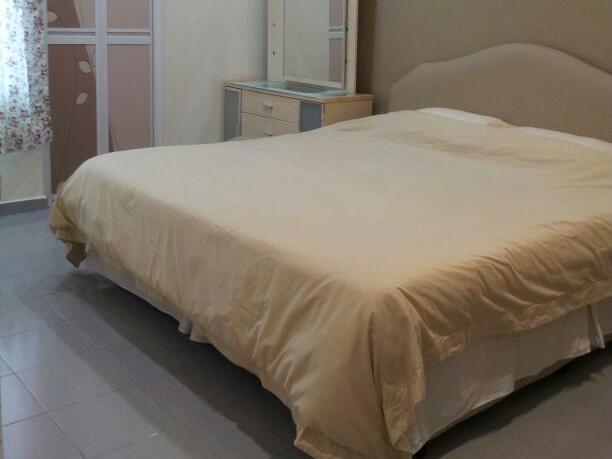 Carols Guesthouse Near Jonker And Satay Celup Малакка Экстерьер фото
